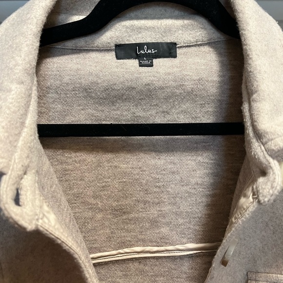 Lulu’s Shacket - Picture 3 of 9